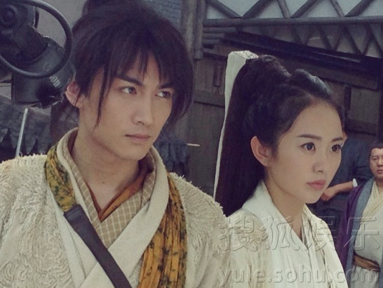 孙耀琦《神雕侠侣》杀青 微博晒温馨合影6014