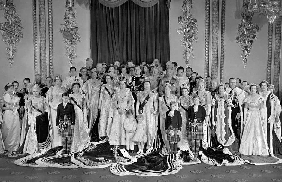 英国女王伊丽莎白二世加冕礼实景照片