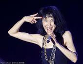 搜狐娱乐讯 2014年05月01日，上海，草莓音乐节在世博公园举行，一天有数十个乐队、音乐人登台演出...