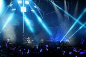 继7月12日的广州演唱会后，韩国摇滚乐队CNBLUE，于7月19日热力登录北京国家体育馆。吉他手兼主...