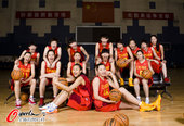 2012年7月14日，2012年伦敦奥运会前瞻：中国女篮官方写真 十五美女齐卖萌。