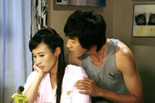 去年夏天石小群和俞灏明拍摄了电视剧《80 90向前冲》 ，在剧中饰演了一对普通的恋人。跟所有80后一...