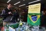 巴西世界杯周边狂甩 日本男足版薯片仅三毛(图)