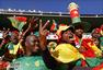 32强球迷之喀麦隆：非洲雄狮怒吼 酋长现场施法
