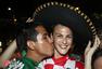 高清图：克罗地亚美女遭灌醉 被墨西哥男各种吻