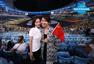 前方图：搜狐亲历开幕式 观众身披国旗热情高涨