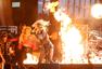 拼了！Gaga与Metallica主唱贴身热舞 狂野献唱