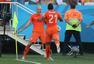 前方图：世界杯荷兰战胜智利 罗本补时助攻破门