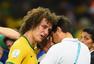 9日十佳图：巴西球迷不忍看惨案 路易斯流热泪