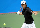 2010年11月21日，广州，2010亚运会网球男单1/4决赛，吴迪Vs添田豪。