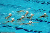 2010年11月20日，中国佛山，各队训练备战2010亚运会花样游泳集体自由自选决赛。